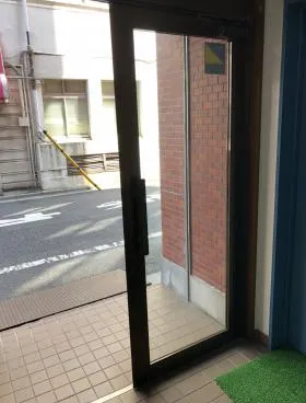 村崎ビルの外観