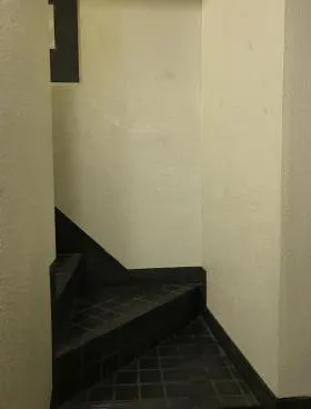 近見ビルの外観