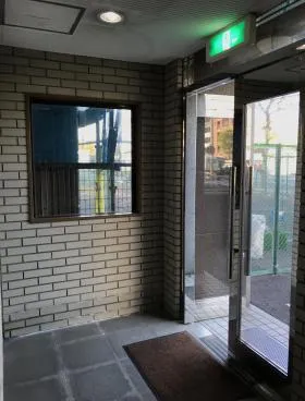 奥富ビルの外観