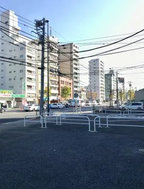 奥富ビルの外観