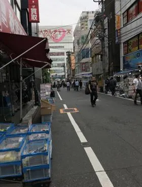 R・Eビルの外観