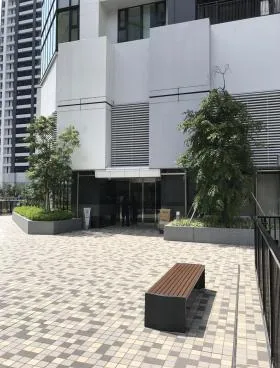 DEUX TOURS CANAL&SPA EAST棟の外観