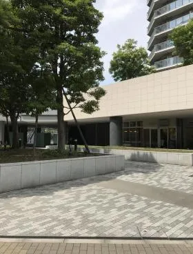 DEUX TOURS CANAL&SPA EAST棟の外観