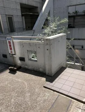 Barbizon23の外観