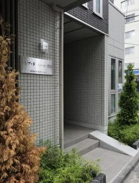 クレア・ド・ルーン代沢ビルの外観