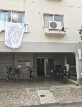 明治マンションの外観