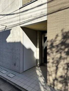 SUN表参道ビルの外観