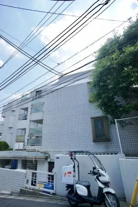 ハイシティ南青山の外観