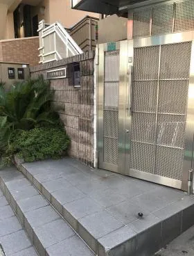 大塚共栄ビルの外観