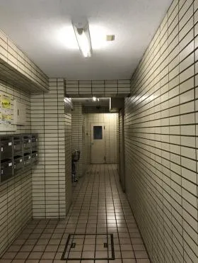 時習堂ビルの外観
