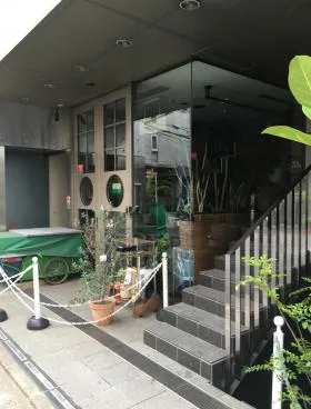 疋田ビルの外観