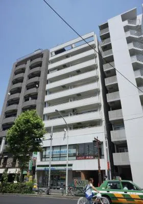 ヴァリエ戸山ビルの外観