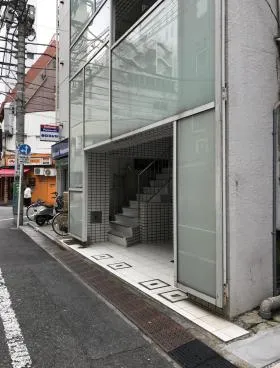 UMBER BLDGの外観