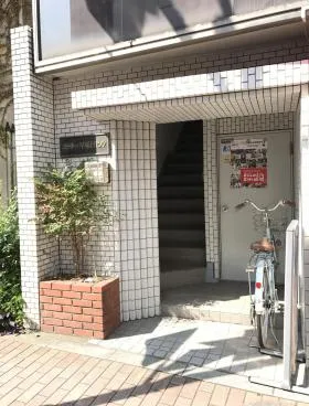 ヨートー早稲田ビルの外観