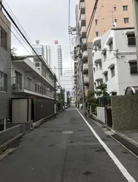 KKMビルの外観