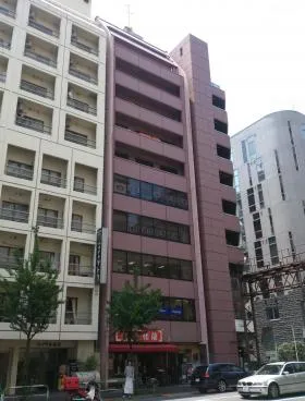 ローズベイ池袋ビルの外観