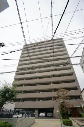 ライオンズステーションプラザ中井の外観