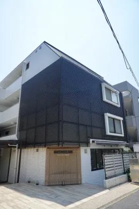 メゾンドラークの外観