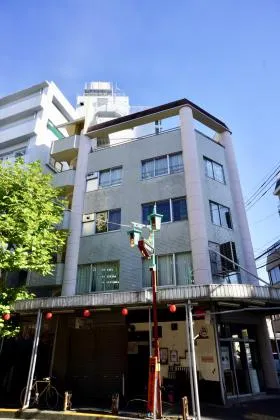 アーク新中野ビルの外観