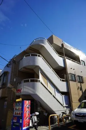 第2松井ビルの外観