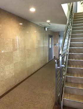 南千束山本ビルの外観