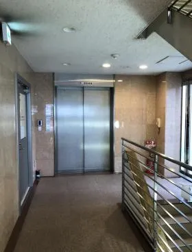南千束山本ビルの外観