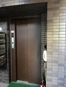 亀田ビルの外観
