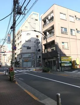 亀田ビルの外観