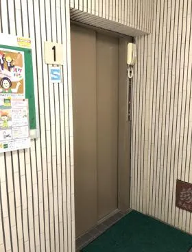 ルアセイントビルの外観