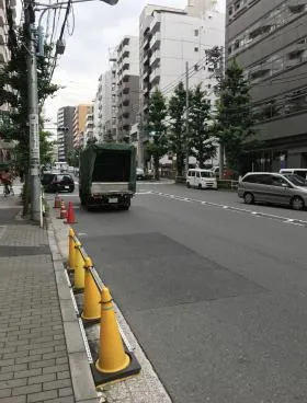 METビルの外観