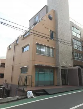 やまとビルの外観