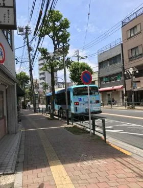 アセットデザインビルの外観