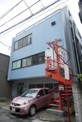 飯田ビルの外観