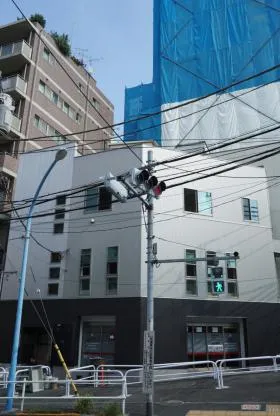 アイランドビルの外観