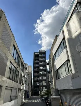赤坂ライフフォーラムビルの外観