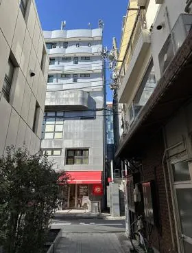 FLAGビルの外観