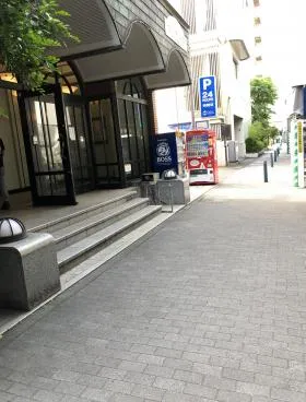 ベイサイドビルの外観