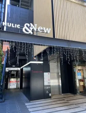 BUREX FIVEの外観