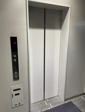 BUREX FIVEの外観