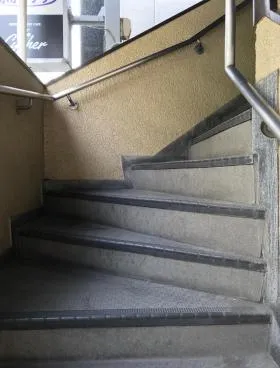 ヨシヰビルの外観