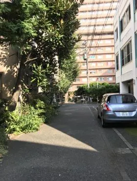 婦選会館ビルの外観