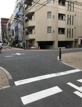 山文ビルの外観