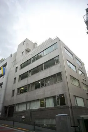 一番町ビルの外観