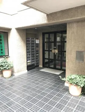 氷川アネックス2号館の外観