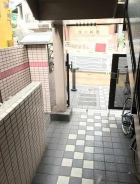 TKYビルの外観