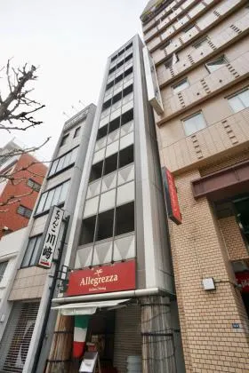両国駅前ビルの外観