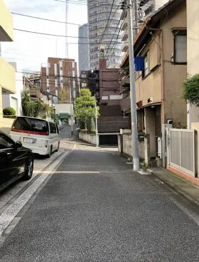 プレシャスビルの外観