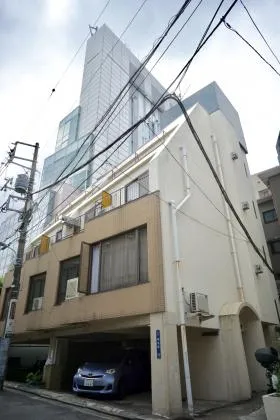 高木産業会館ビルの外観