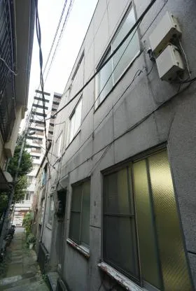 ハーモニ本館の外観