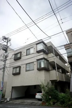 氷川マンションの外観